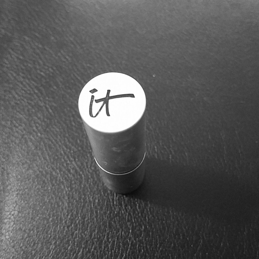 It cosmetics  lipstick